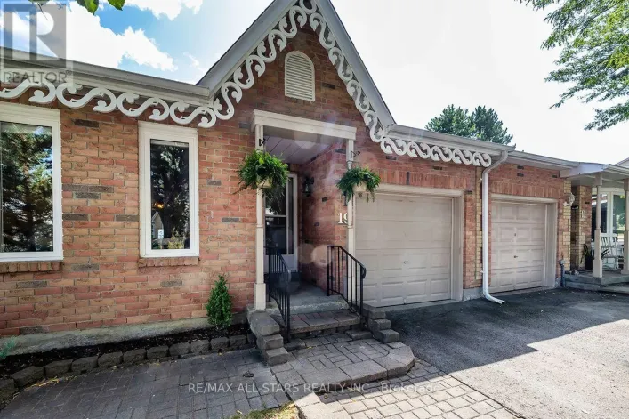 19 - 19 ADAMS COURT, Uxbridge
