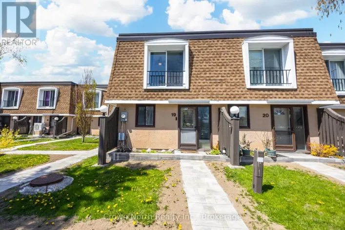 19 - 2 PARADISE BOULEVARD, Ramara