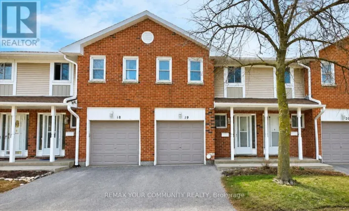 19 - 210 HIGHLAND CRESCENT, Kitchener