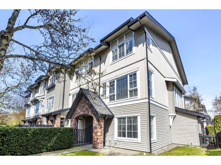 19 2450 161A STREET, Surrey