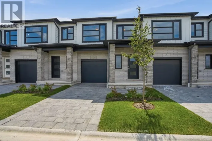 Row / Townhouse for sale: 19 - 2700 BUROAK DRIVE, London North