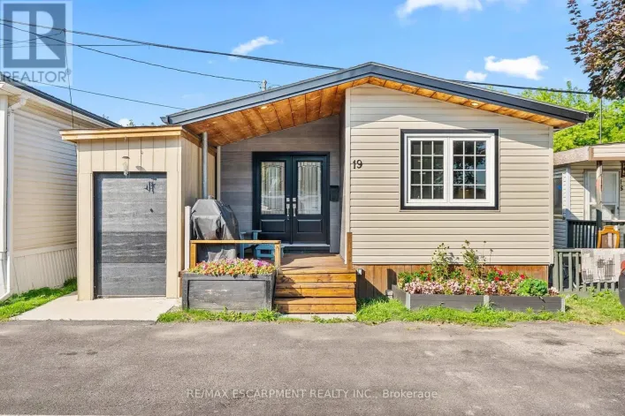 19 - 3233 DERRY ROAD E, Mississauga