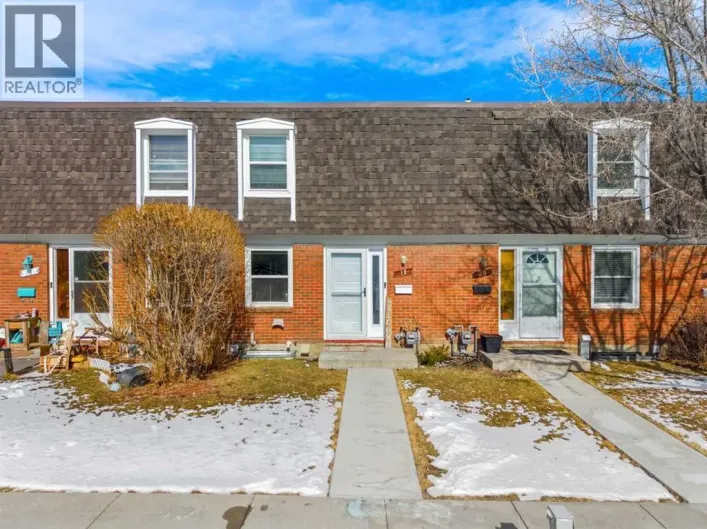 19, 330 Canterbury Drive SW, Calgary