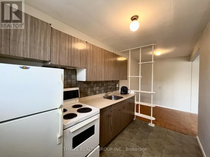 19 - 435 NELSON STREET, London East