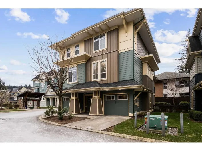 19 45290 SOOWAHLIE CRESCENT|Garrison Crossing, Chilliwack