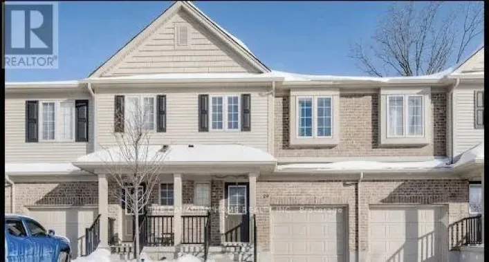 19 - 50 PINNACLE DRIVE, Kitchener