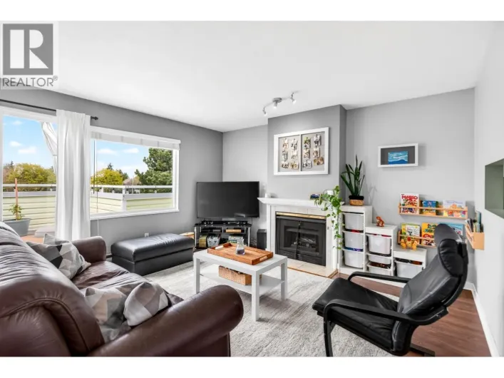19 5661 LADNER TRUNK ROAD, Delta