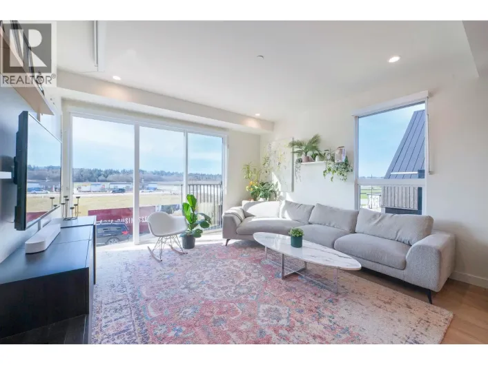 19 6340 MARKET AVENUE, Delta