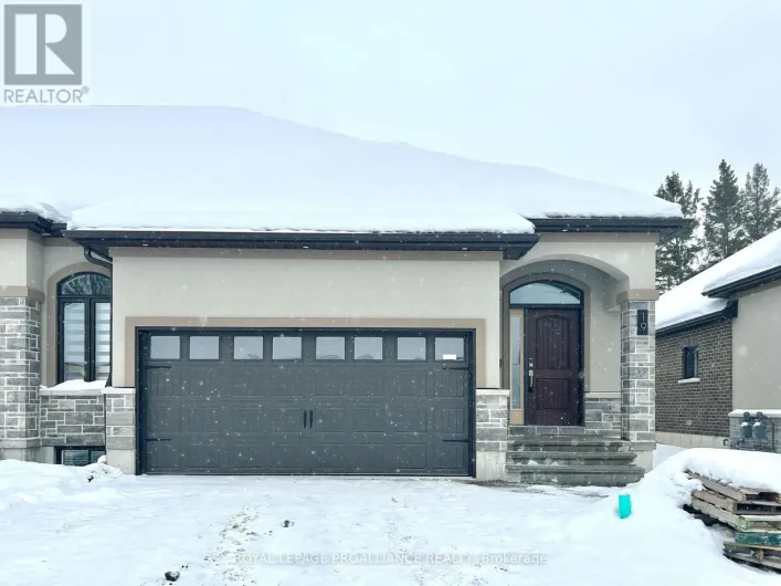 19 - 99 CLOVERLEAF DRIVE, Belleville