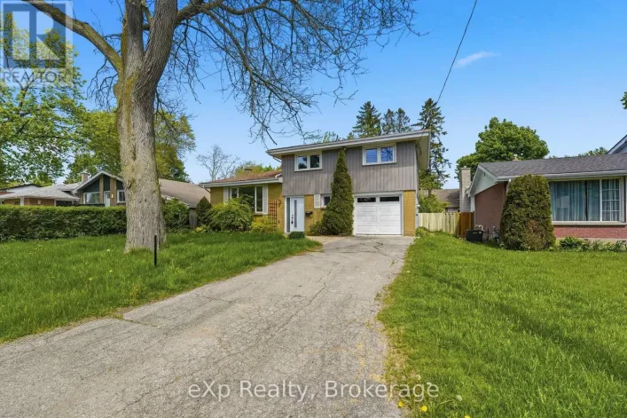 19 ALFRED DRIVE, Belleville