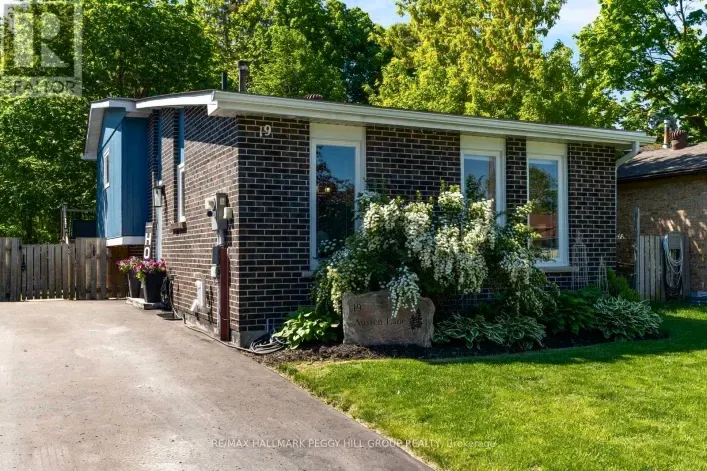 19 AUSTEN LANE, Barrie
