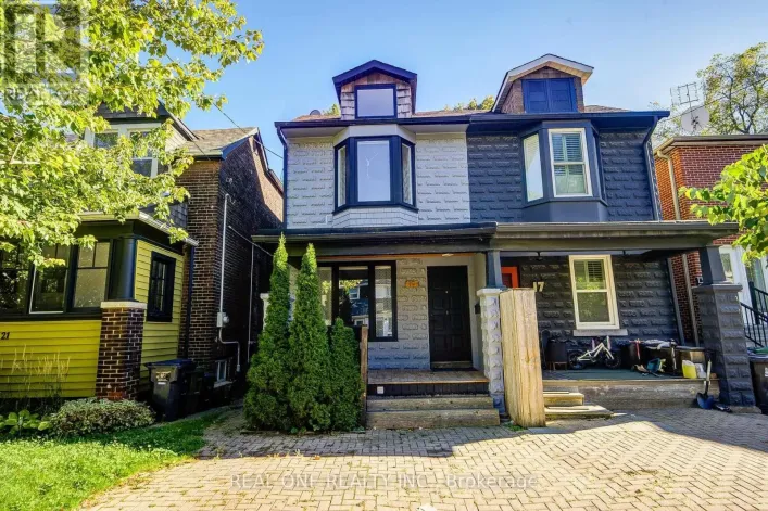 19 BATTENBERG AVENUE, Toronto