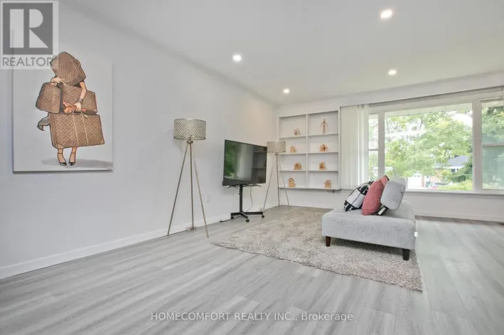 19 BEACHAM CRESCENT, Toronto
