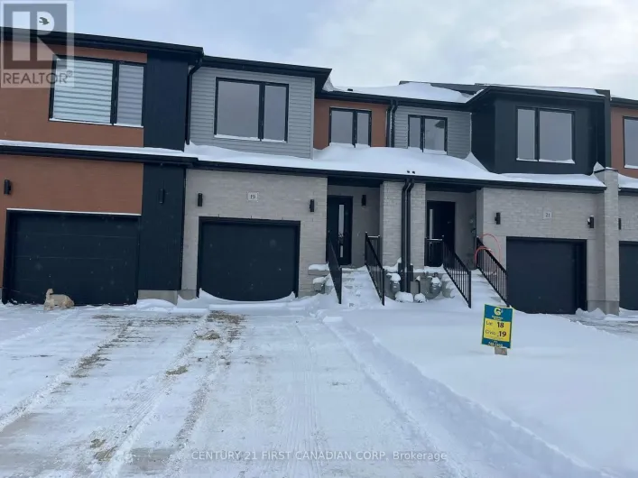 19 BECKER STREET, Stratford