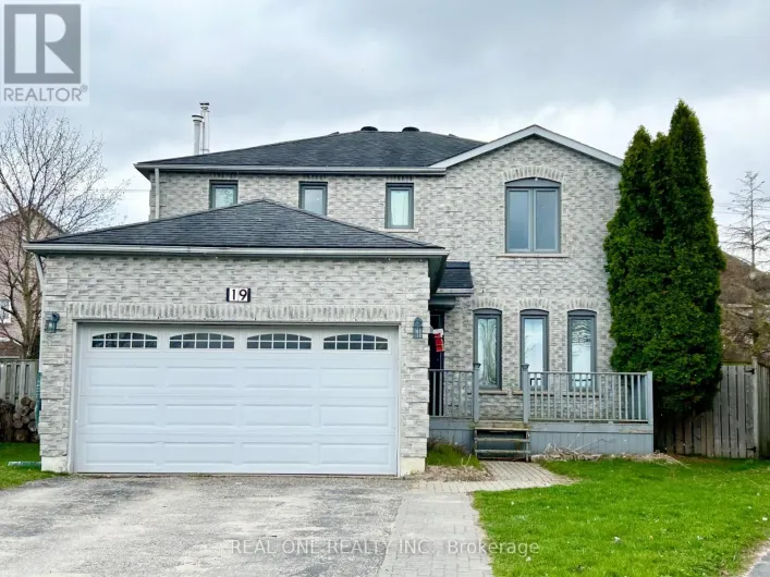19 BLAIR CRESCENT, Barrie