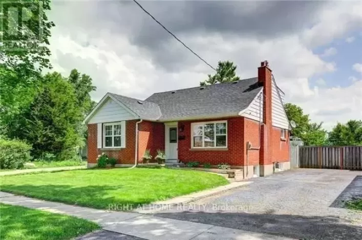 19 BURK STREET, Oshawa