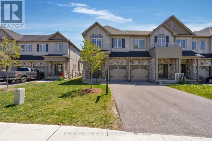 19 CHURCHLEA MEWS, Orillia