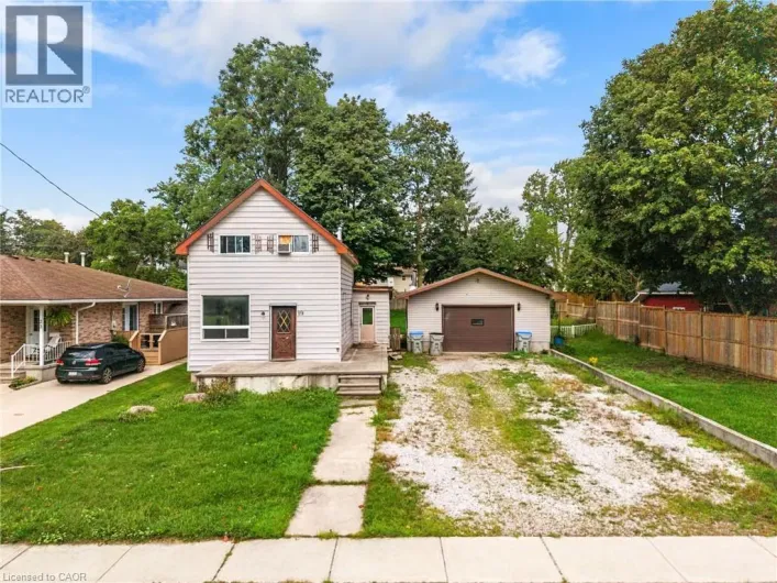 House for sale: 19 COLEMAN Street, Seaforth