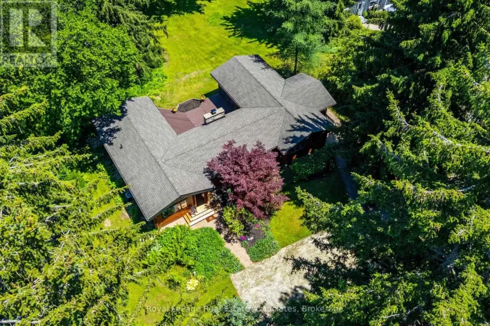 19 CONFEDERATION STREET, Halton Hills