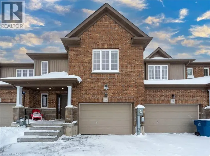 19 DAVIDSON Drive, Stratford