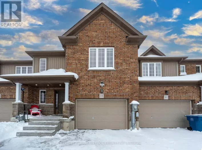 19 DAVIDSON DRIVE, Stratford