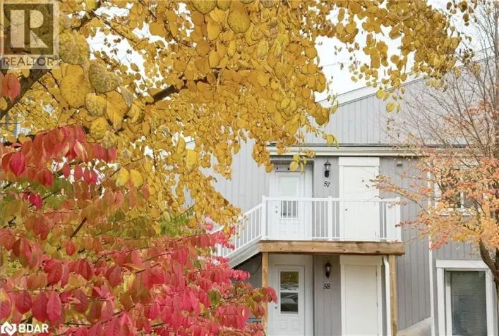 19 DAWSON Drive Unit# 57, Collingwood