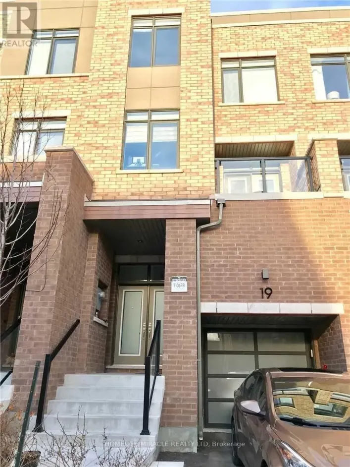 19 GLENNGARRY CRESCENT, Vaughan