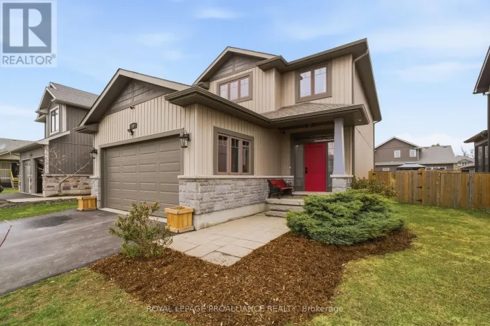 19 GRANITE DRIVE, Belleville