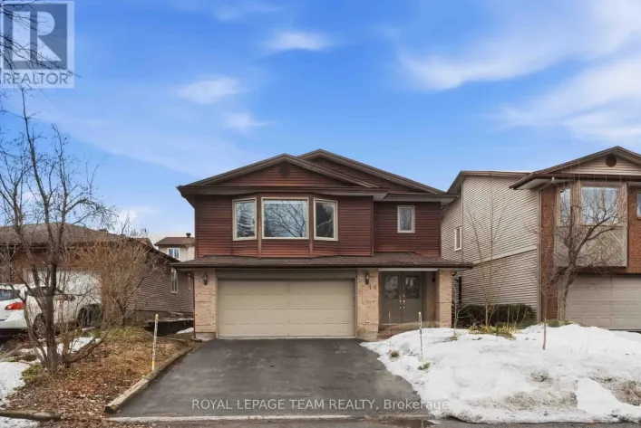 19 HACKETT STREET, Ottawa