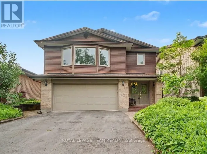 19 HACKETT STREET, Ottawa