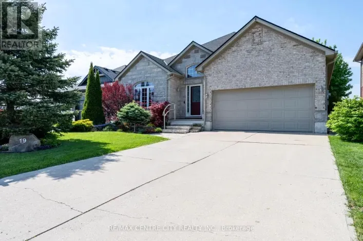 19 HAMILTON STREET, North Middlesex