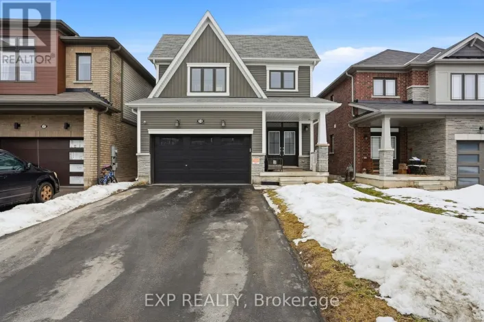 19 HAWICK CRESCENT, Haldimand