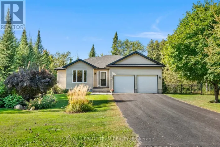 19 HICKORY DRIVE, North Grenville