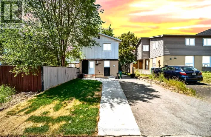 House for sale: 19 HORSESHOE COURT, Brampton