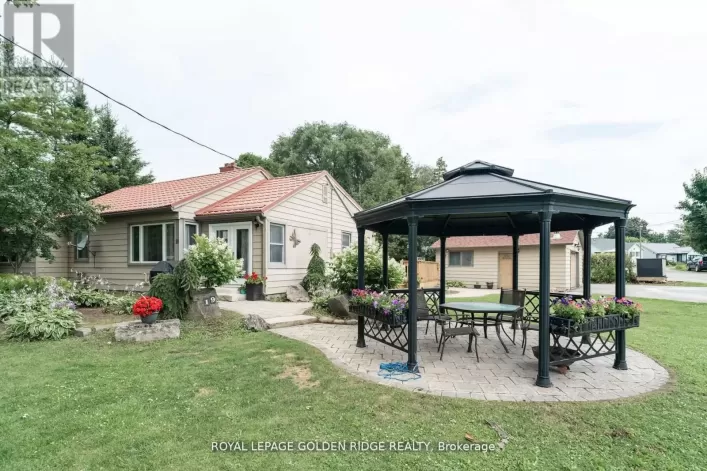 19 LAKE DRIVE N, Georgina