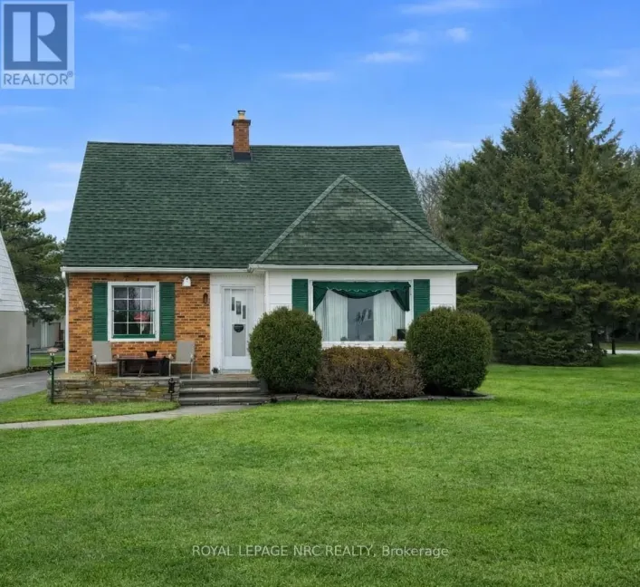 19 LAKESHORE ROAD, Port Colborne