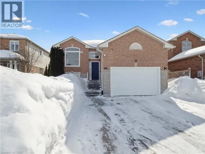 19 LESLIE Avenue, Barrie