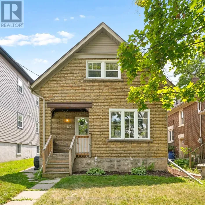19 MARY STREET, Kitchener