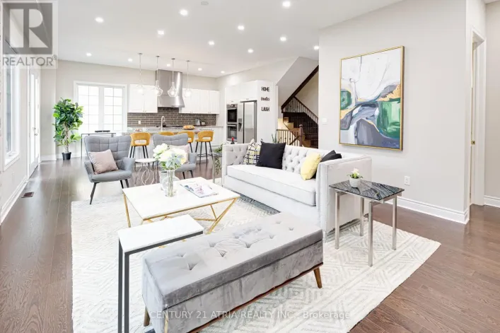 19 MATCH POINT COURT, Aurora