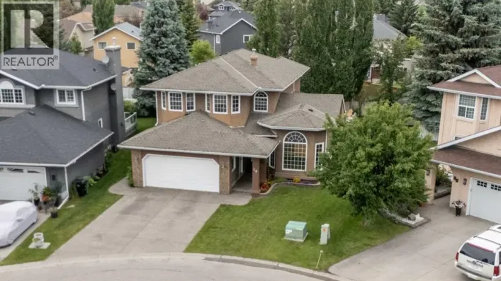 19 Mckenzie Lake Manor SE, Calgary