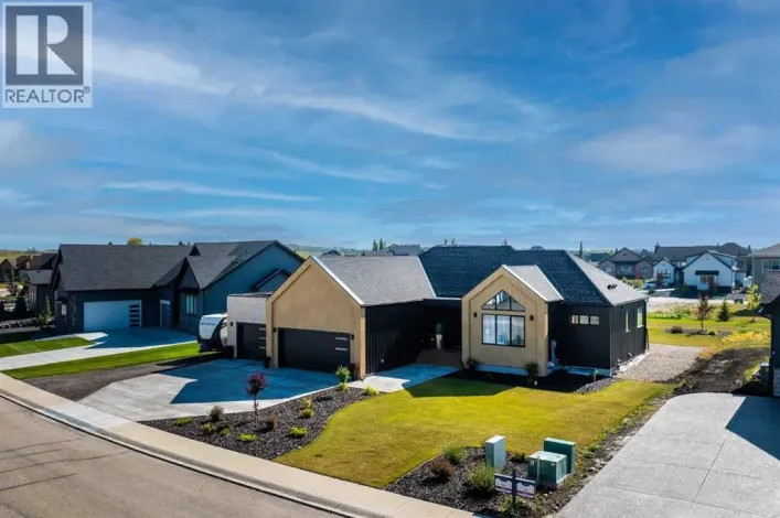19 Monterra Way, Rural Rocky View County