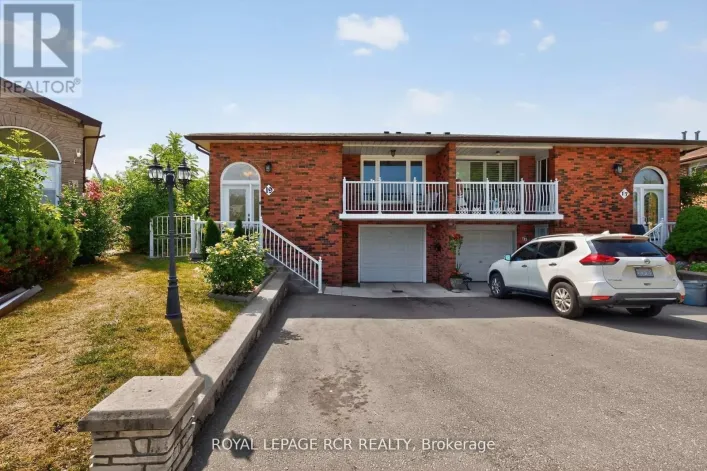 19 NAVAHO DRIVE, Toronto