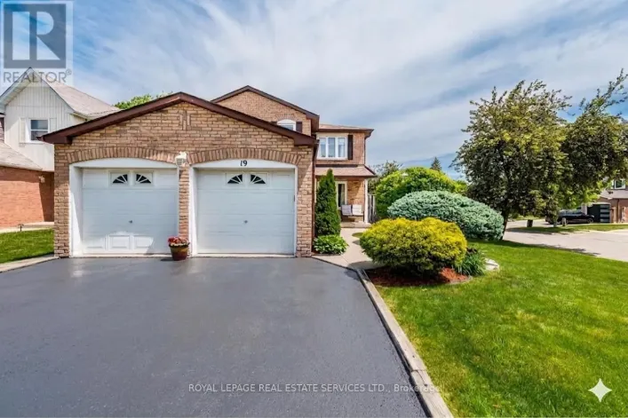 19 NEWGREEN CRESCENT, Brampton