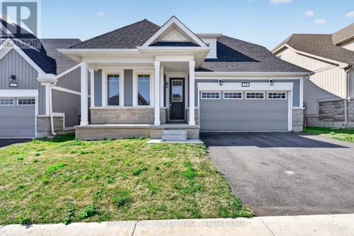 19 OAKMONT DRIVE, Loyalist