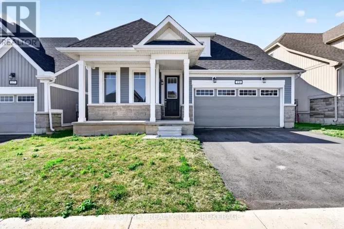 19 OAKMONT DRIVE, Loyalist
