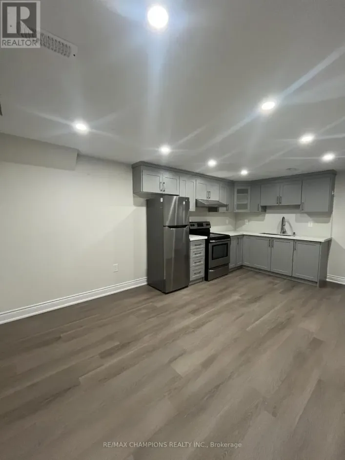 19 PENTONVILLE ROAD, Brampton
