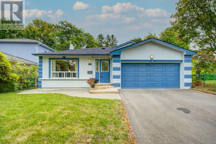 19 PENWICK CRESCENT, Richmond Hill