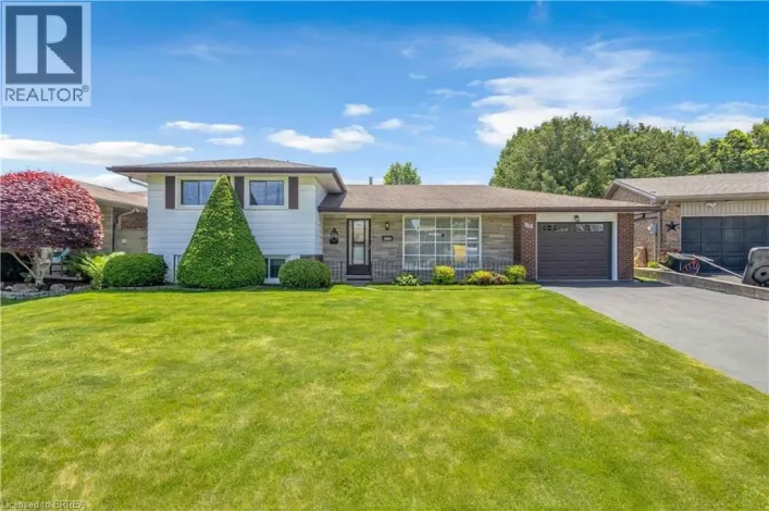 19 PIPPIN Drive, Brantford