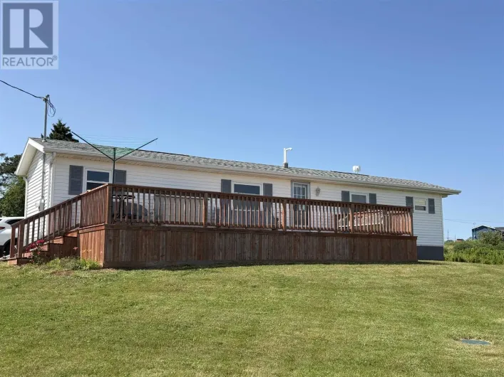 19 Ray Way, North Rustico