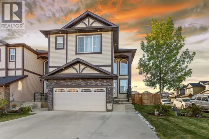 19 SADDLELAKE View NE, Calgary